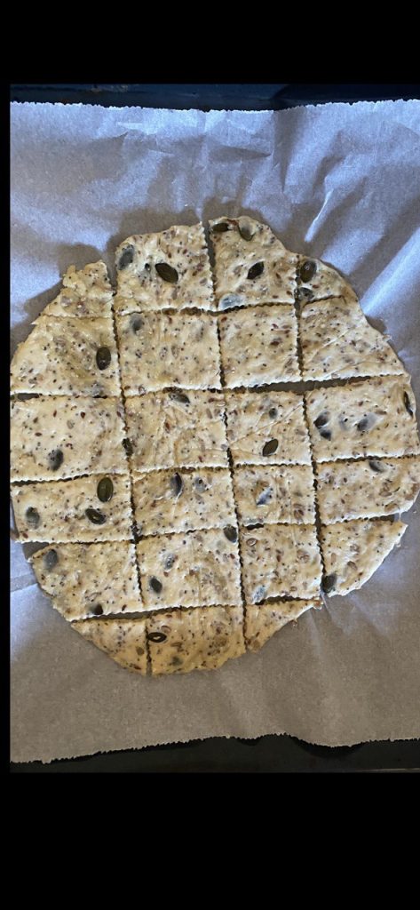 crackers pronti per il forno